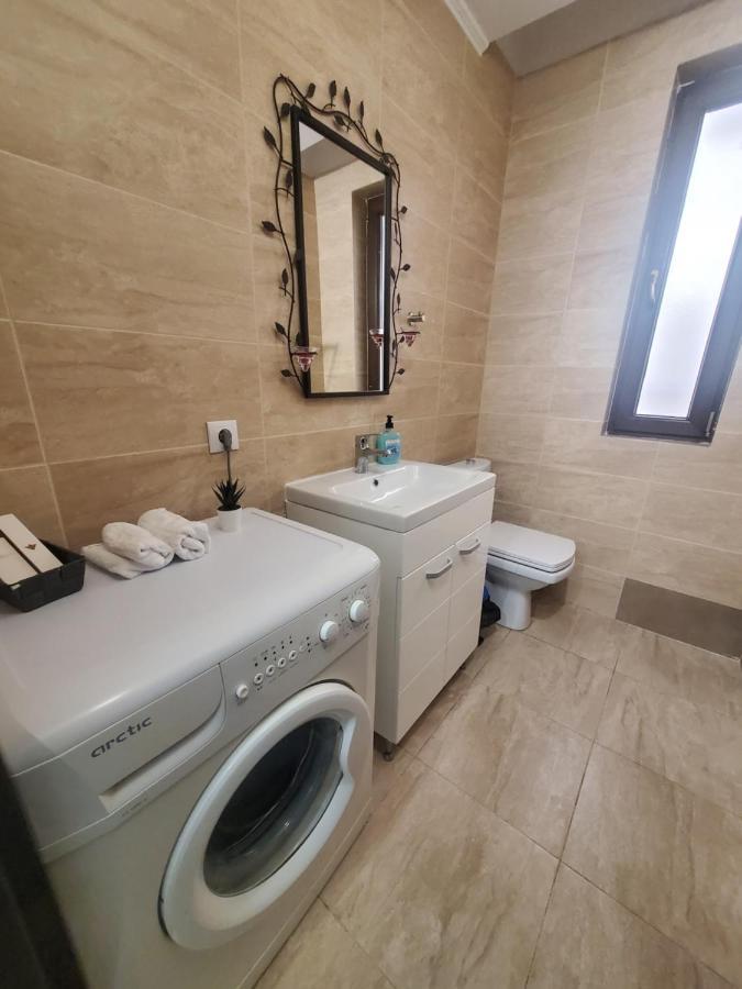 Morii Lake Special Apartment Bucarest Exterior foto